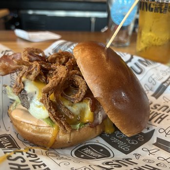Side Yard Public House - Burger - Sports Bars Near Me - Escondido, California Side Yard Public House - Burger - Sports Bars Near Me - Escondido, California