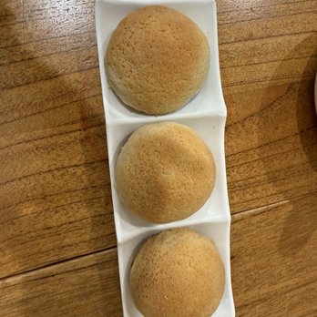 Tim Ho Wan - Pork bun - Dim Sum Near Me - Honolulu, Hawaii
