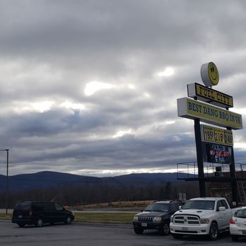 Smiley's Bar-B-Q - Barbeque Near Me - Raphine, Virginia