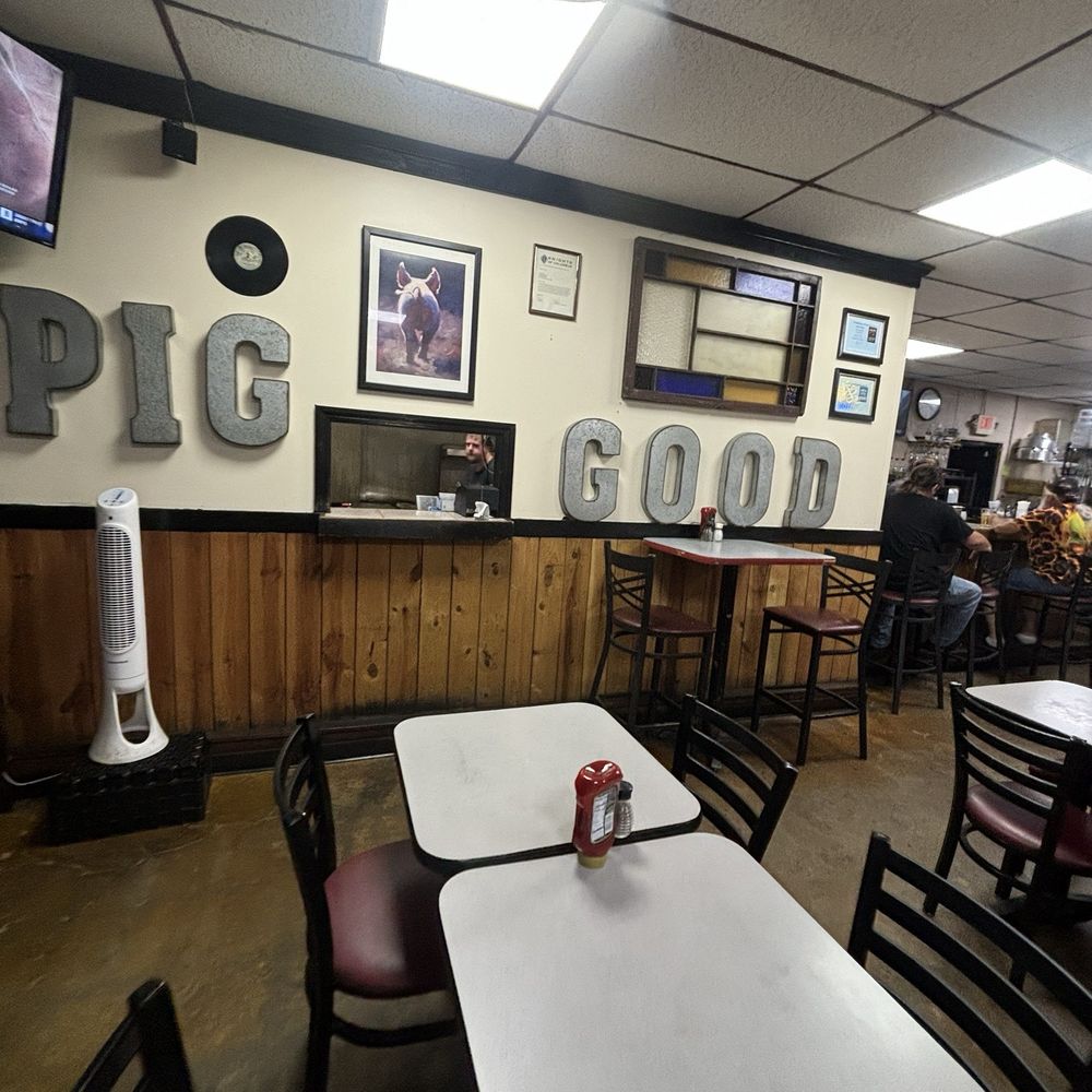 The Dixie Pig Rock Hill - Seating - Barbeque Near Me - Rock Hill, South Carolina The Dixie Pig Rock Hill - Seating - Barbeque Near Me - Rock Hill, South Carolina