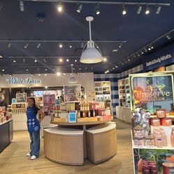Bath & Body Works