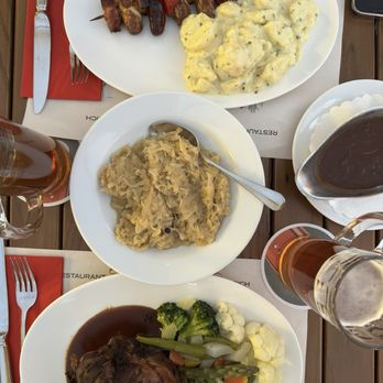 Zeughauskeller - Swiss Food Near Me - Zürich, ZH