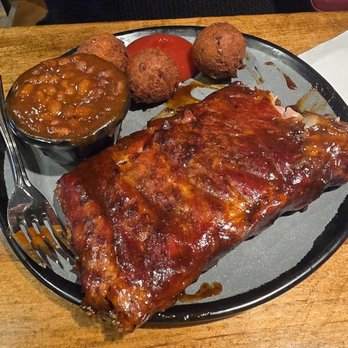 Corky's Ribs & BBQ - Half Rack of Bland Ribs and a Tiny Serving of Beans - Barbeque Near Me - Memphis, Tennessee Corky's Ribs & BBQ - Half Rack of Bland Ribs and a Tiny Serving of Beans - Barbeque Near Me - Memphis, Tennessee