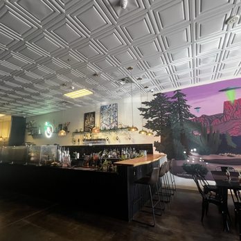Wild Pine - Wide view from wall table - Coffee & Tea Near Me - Peoria, Arizona