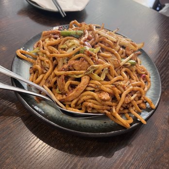Dynasty Dumpling - Chicken Chow Mein - Dim Sum Near Me - San Francisco, California Dynasty Dumpling - Chicken Chow Mein - Dim Sum Near Me - San Francisco, California
