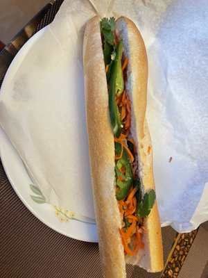 Banh Mi Che Cali by null