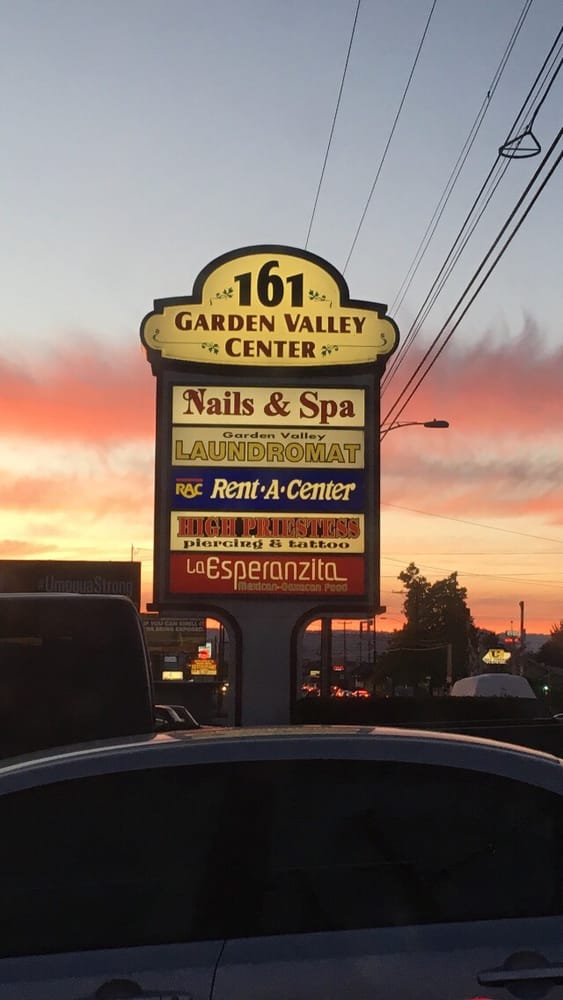 NAILS & SPA 18 Photos & 16 Reviews 161 NE Garden Valley Blvd