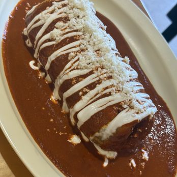 Taqueria La Marquesa - Asada Wet Burrito. Delicious as always, one of my fav restaurants in Lake Oswego fast serving, quality food, nice people! - Mexican Near Me - Lake Oswego, Oregon Taqueria La Marquesa - Asada Wet Burrito. Delicious as always, one of my fav restaurants in Lake Oswego fast serving, quality food, nice people! - Mexican Near Me - Lake Oswego, Oregon