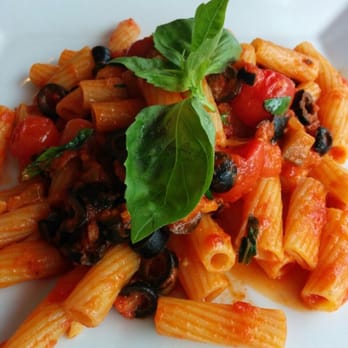 Pierluigis Restaurant - Italian Near Me - Beckenham, KEN