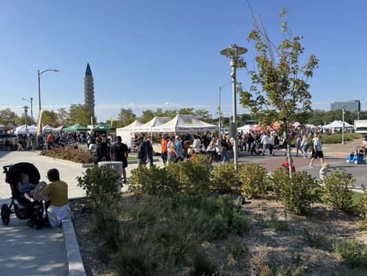 Omaha Farmers Market: Aksarben Village by null