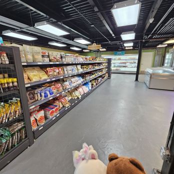 You Me Mart - Spacious! - Grocery Near Me - Honolulu, Hawaii