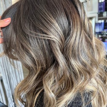 Heather Hein Styles - Balayage - Hair Stylists Near Me - Irvine, California