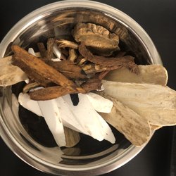 Root Therapies - Raw herbal formulas customized for patients