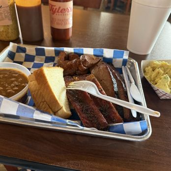 Tyler's Barbeque - Barbeque Near Me - Amarillo, Texas Tyler's Barbeque - Barbeque Near Me - Amarillo, Texas