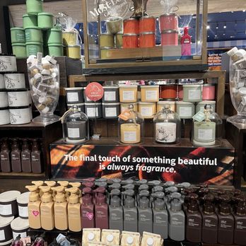 Bath & Body Works - 09/17/2025 - Candle Stores Near Me - Las Vegas, Nevada Bath & Body Works - 09/17/2025 - Candle Stores Near Me - Las Vegas, Nevada