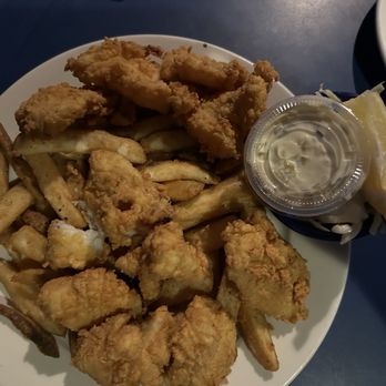 Boston Sail Loft - Fish and Chips - Bars Near Me - Boston, Massachusetts