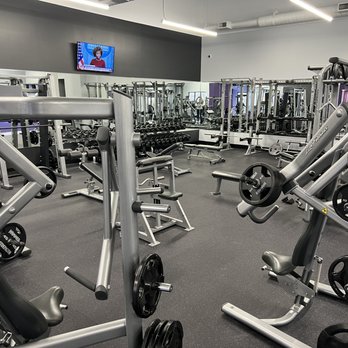 Anytime Fitness - Trainers Near Me - Roscoe, Illinois Anytime Fitness - Trainers Near Me - Roscoe, Illinois