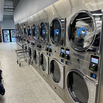 YoWash Laundromat - Laundromat Near Me - Bradenton, Florida
