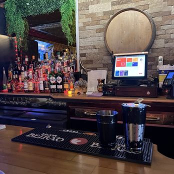Avenue Bar And Grill - The bar - Bars Near Me - Naugatuck, Connecticut Avenue Bar And Grill - The bar - Bars Near Me - Naugatuck, Connecticut
