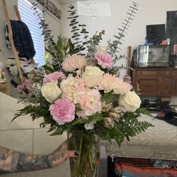 Amy's Little Plant Co - Absolutely Beautiful! - Florists Near Me - Phoenix, Arizona Amy's Little Plant Co - Absolutely Beautiful! - Florists Near Me - Phoenix, Arizona