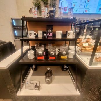 Gregorys Coffee - Coffee & Tea Near Me - Forest Hills, New York