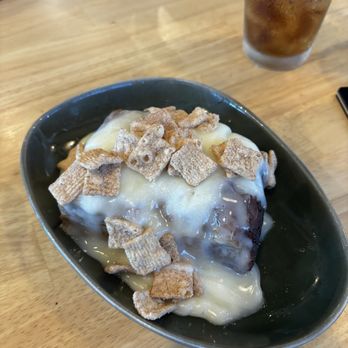 Redbird Scratch Kitchen + Bar - Cinnamon Roll Bread Pudding - Chicken Wings Near Me - Tucson, Arizona