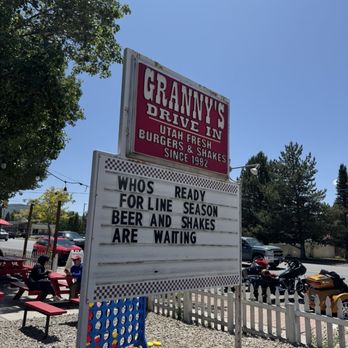 Granny's Drive In - Outside - Burgers Near Me - Heber City, Utah