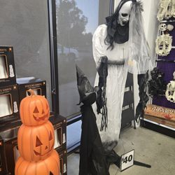Five Below