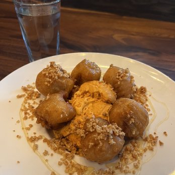Ben Thai Cafe - fried bananas with Thai tea ice cream - Thai Near Me - San Francisco, California Ben Thai Cafe - fried bananas with Thai tea ice cream - Thai Near Me - San Francisco, California