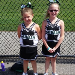 Karrer Middle School - Cheering on the DHL Seahawks