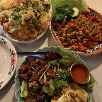 Saranrom Thai - Crispy Garlic crispy pork Hoy Todd Southern Spicy Minced Pork - Thai Near Me - Elmhurst, New York