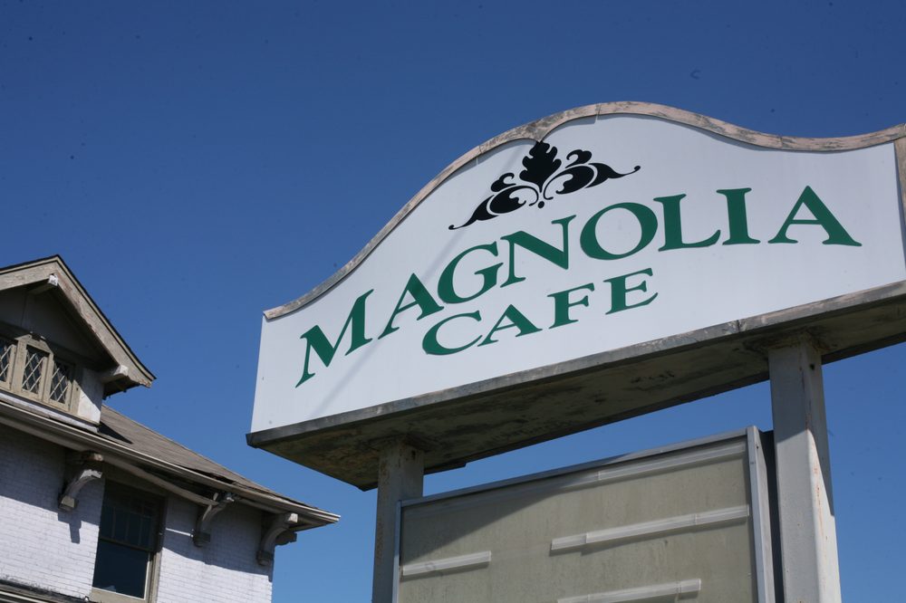 Magnolia Cafe Logo