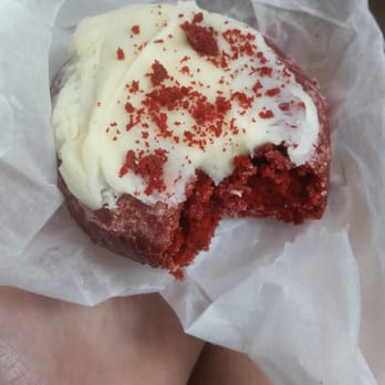 Gibson's Donuts - Red velvet - Donuts Near Me - Memphis, Tennessee Gibson's Donuts - Red velvet - Donuts Near Me - Memphis, Tennessee