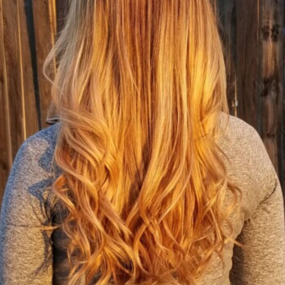 Thank you, Javi! I really love the balayage you did for me! Thank you, Javi! I really love the balayage you did for me!