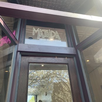 Melo Coffee & Kitchen - Cafes Near Me - Rochester, New York