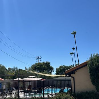 Casa Ojai - Pool - Hotels Near Me - Ojai, California