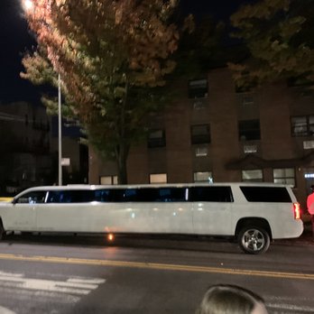 North Country Limousine - 20 passenger SUV - Limos Near Me - Selden, New York North Country Limousine - 20 passenger SUV - Limos Near Me - Selden, New York