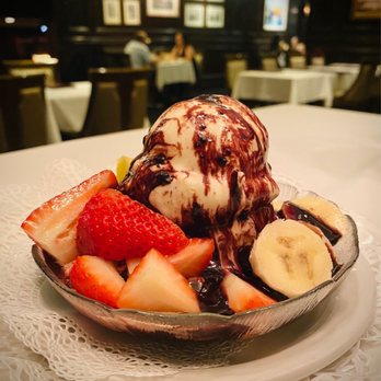Hy's Steak House - Chocolate Lovers Flambe - Steakhouses Near Me - Honolulu, Hawaii Hy's Steak House - Chocolate Lovers Flambe - Steakhouses Near Me - Honolulu, Hawaii