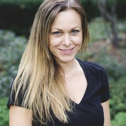 Aligned Modern Health - Izabella Tyminska - Massage Therapist