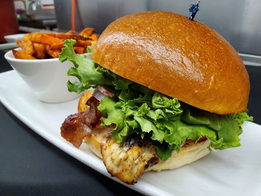 Meriwether's Bistro by null