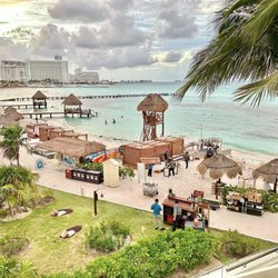 Hyatt Ziva Cancun - Festivity before dinner