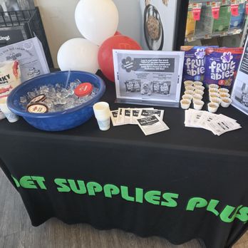 Pet Supplies Plus Las Vegas - Rainbow Blvd - Pet Groomers Near Me - Las Vegas, Nevada Pet Supplies Plus Las Vegas - Rainbow Blvd - Pet Groomers Near Me - Las Vegas, Nevada