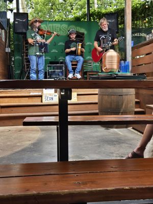Kelly's Irish Pub by null