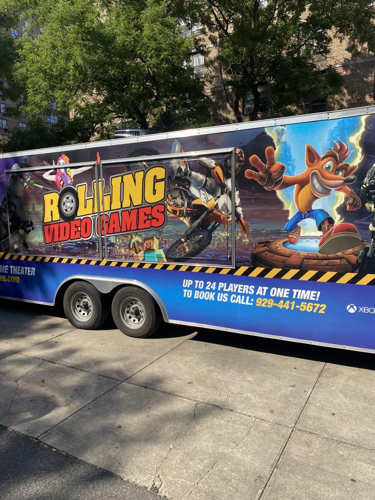 MYSTERY ROLLING VIDEO GAMES New York, New York Game Truck Rental