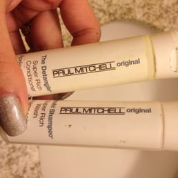 These were my shampoo/conditioner bottles upon arrival. There was a piece of hair in between the cap and bottle. These were my shampoo/conditioner bottles upon arrival. There was a piece of hair in between the cap and bottle.