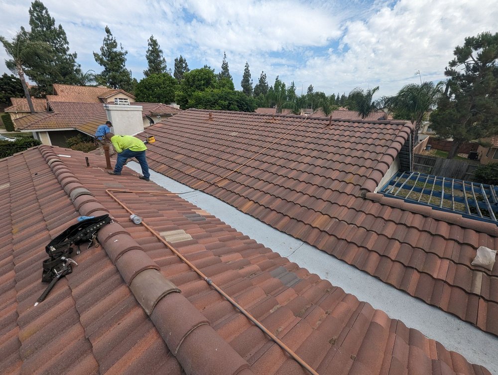 Slide of Hull & Sons Roofing