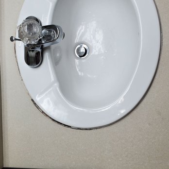 Spring House Inn - Black Mold or Something around bathroom sink! NASTY!! - Hotels Near Me - Porter, Indiana