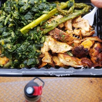 Healthy Meals Direct - Asparagus with chicken thighs. Added spinach to the mix. - Food Delivery Services Near Me - Hicksville, New York