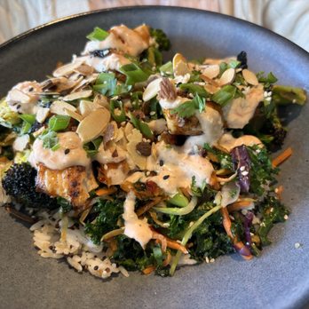 Burtons Grill & Bar - Gluten Free General Tso Bowl - New American Near Me - Plantation, Florida Burtons Grill & Bar - Gluten Free General Tso Bowl - New American Near Me - Plantation, Florida