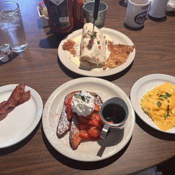 Hatch'd - Strawberry French toast and breakfast burrito with a side of scrambled eggs and bacon - Breakfast & Brunch Near Me - St. Louis, Missouri Hatch'd - Strawberry French toast and breakfast burrito with a side of scrambled eggs and bacon - Breakfast & Brunch Near Me - St. Louis, Missouri
